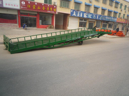 移動式登車橋